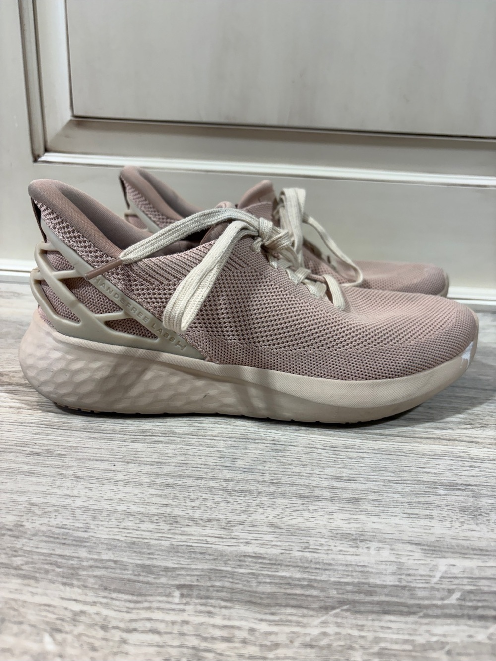 Kizik Shoes Womens 8.5 Athens Sneakers Mesh Light Pink Handsfree Labs Comfort